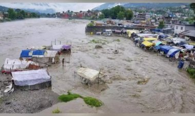 बादल फटने के बाद देश से टूटा मनाली का संपर्क